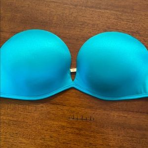 Push up strapless bikini top